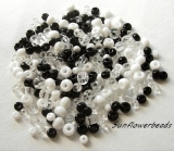 50 Gramm - Perlenmix - Rocailles schwarz-weiß