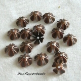 10 Perlenkappen - Blume kupfer