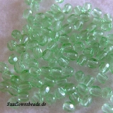 50 Stück - 3 mm Glasschliffperlen - light peridot