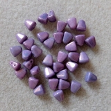 30 Stück - Matubo Nib-Bit purple vega lüster
