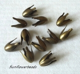 10 Perlenkappen - Blütenkelch bronze