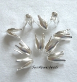 10 Perlenkappen Blütenkelch - silber
