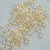 10 Gramm - Twinbeads - crystal mit Farbeinzug pfirsich