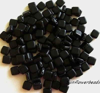 40 Stück - Two-hole flat squares - schwarz matt